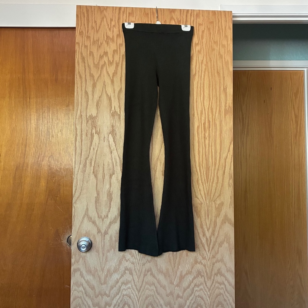 Forever 21 Ribbed Knit Flare Pants - Picture 1 of 7